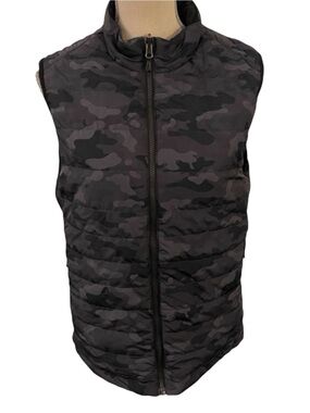 Sunice Black and Black/Grey Camo Reversible Richmond CC Vest (M)